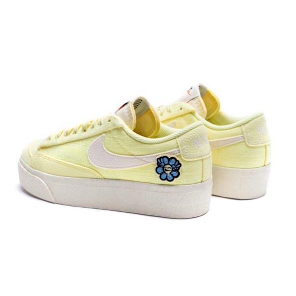 NIKE BLAZER LOW PLATFORM SE 'AIR SPRUNG size 10,5. - Picture 3 of 5